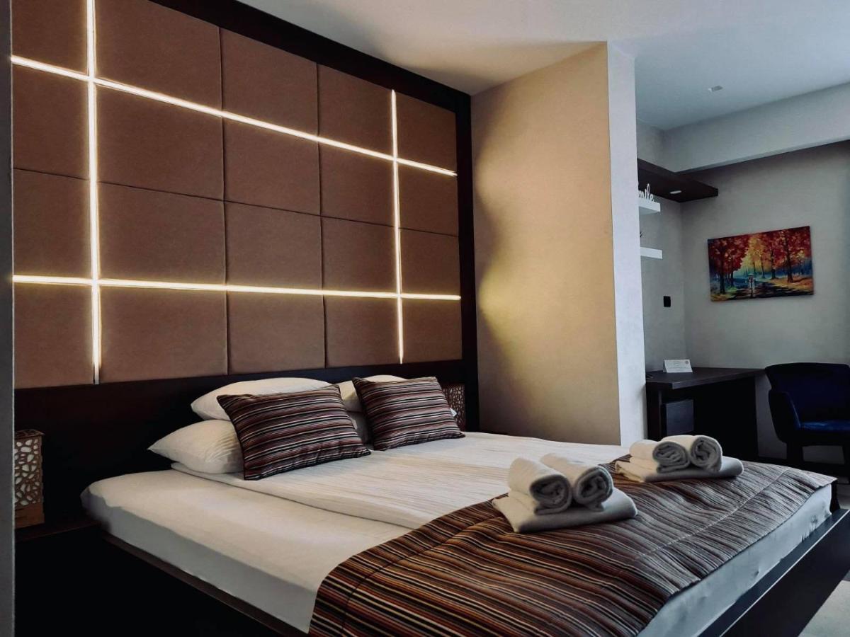 Carpe Diem Boutique Hotel 泽尼察 外观 照片