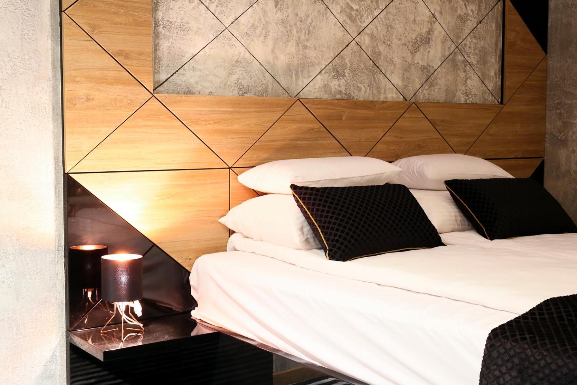 Carpe Diem Boutique Hotel 泽尼察 外观 照片