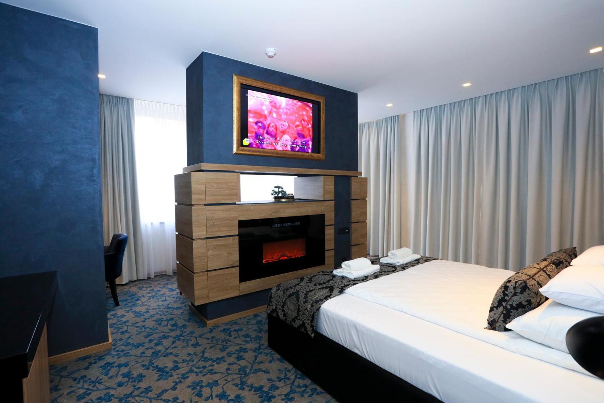 Carpe Diem Boutique Hotel 泽尼察 外观 照片